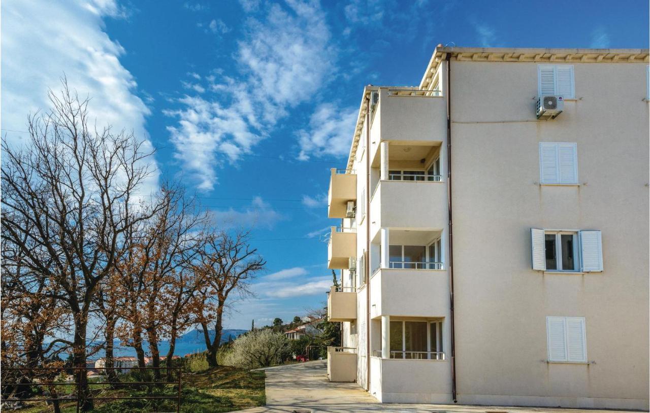Nice Apartment In Cavtat With Wifi Bagian luar foto