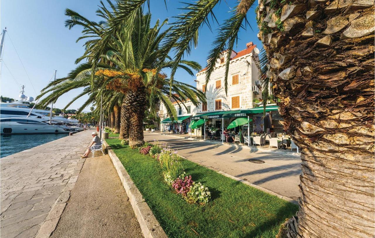 Nice Apartment In Cavtat With Wifi Bagian luar foto